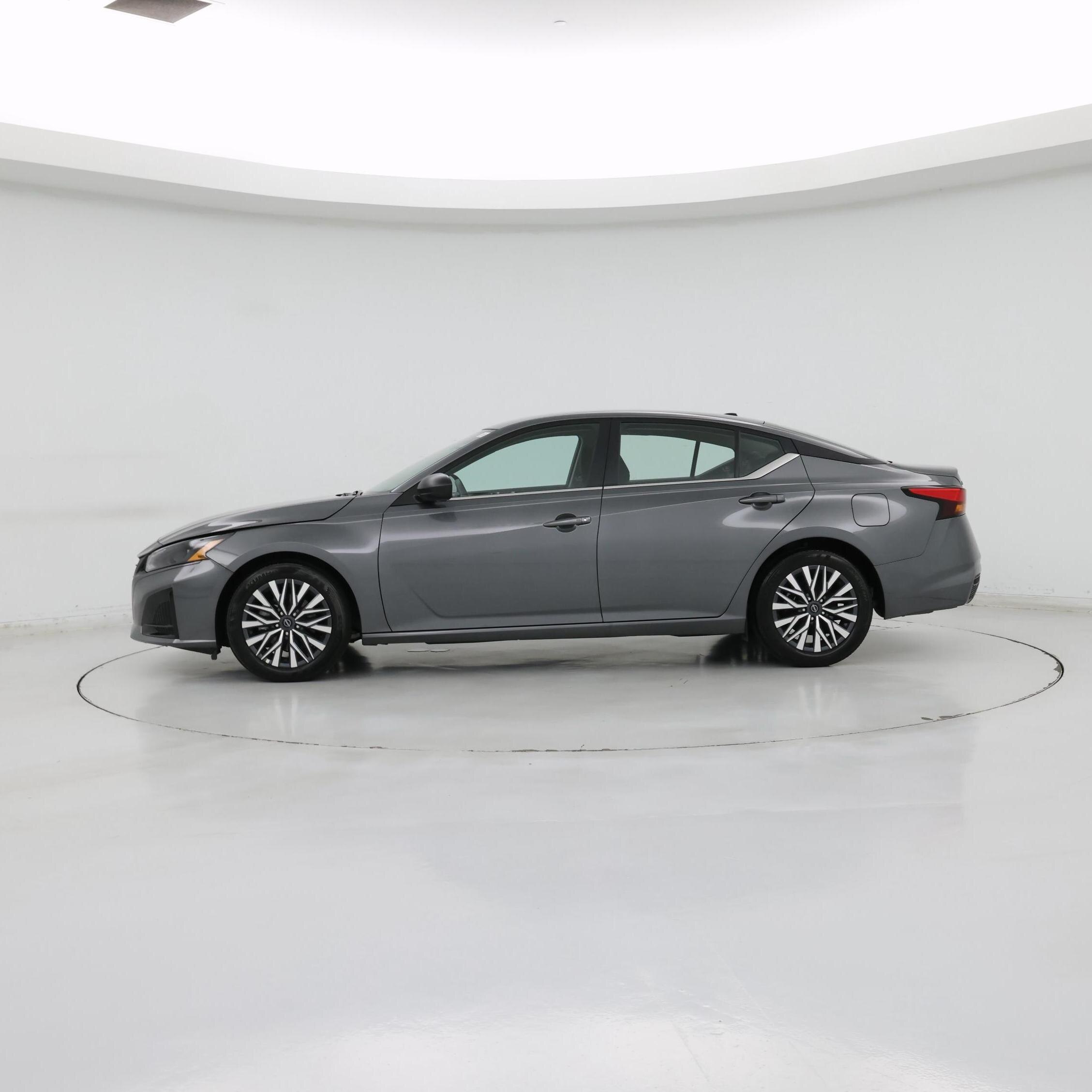 Thumbnail: 2026 Nissan Altima - 3