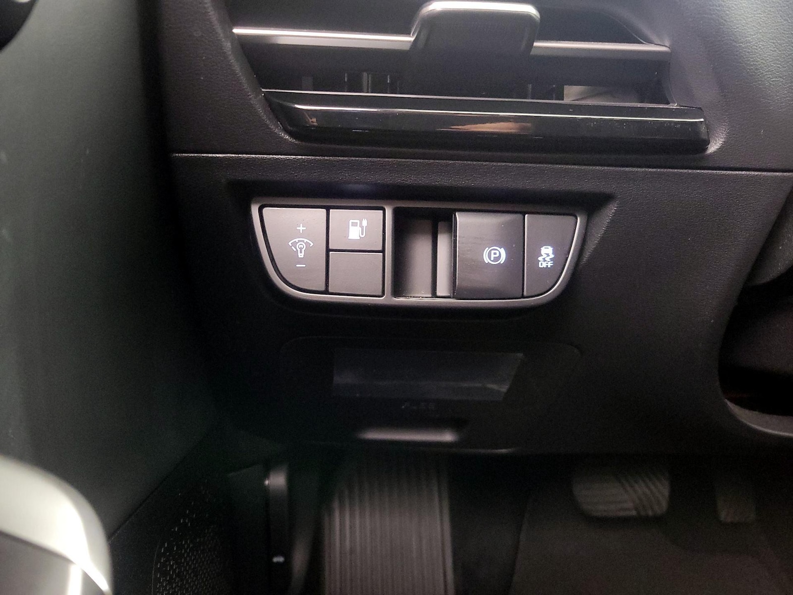 2024 Kia EV6 Light L/R - Photo 14