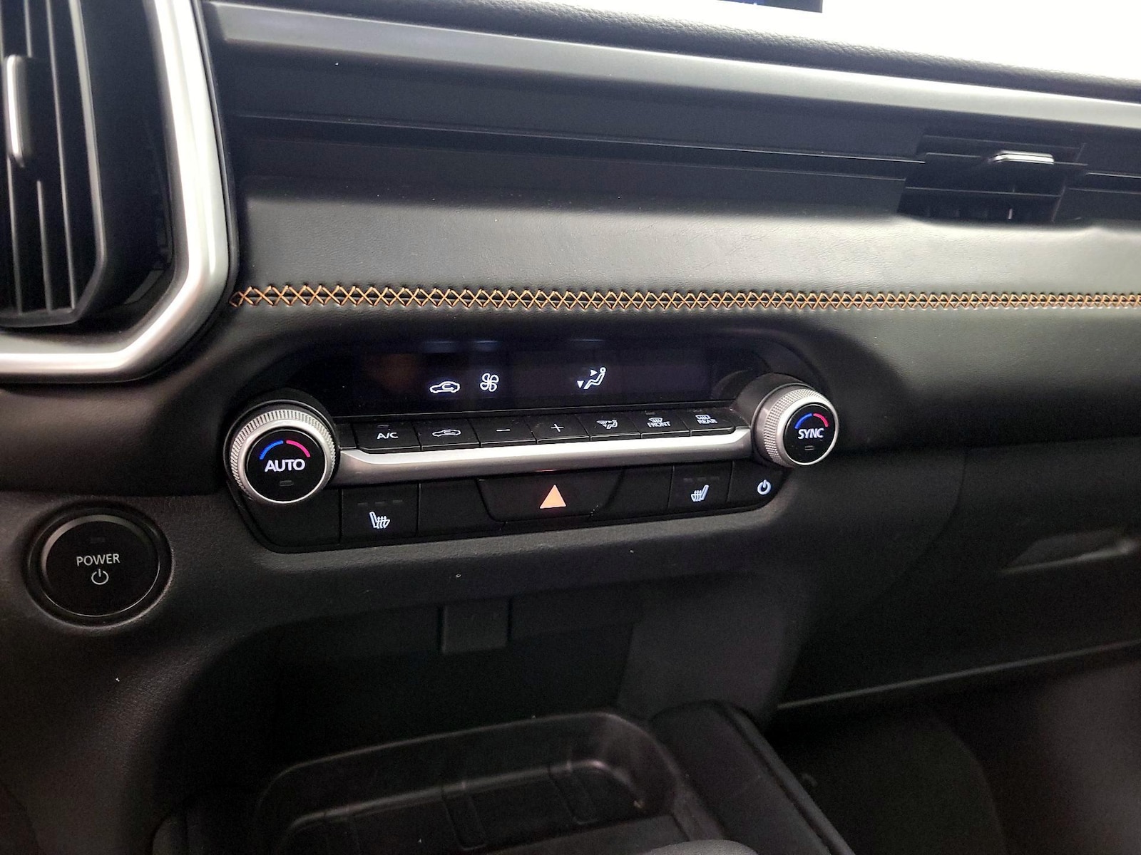 2025 Mazda CX-50 Premium - Photo 17