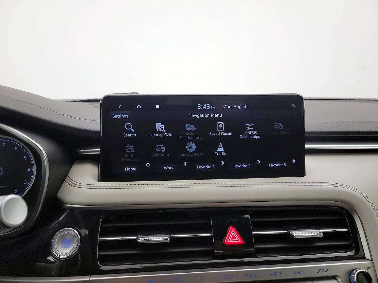 2025 GENESIS G70 Standard - Photo 13