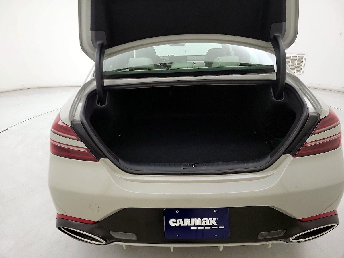 Trunk/Cargo (Seats Up)