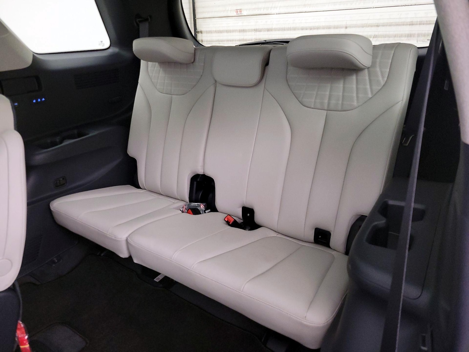 2024 Hyundai Palisade Limited - Photo 23