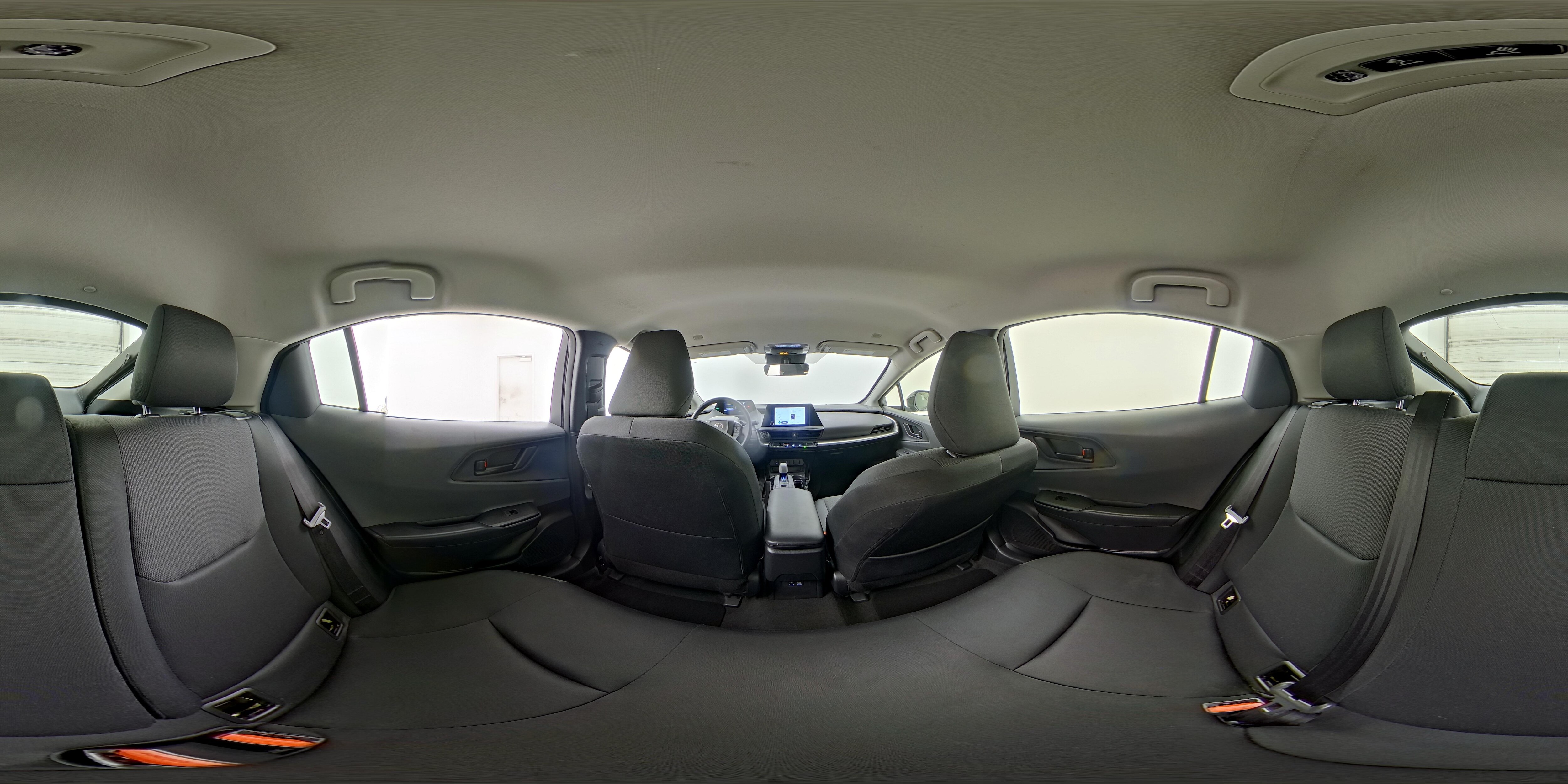 2025 Toyota Prius LE - Photo 25