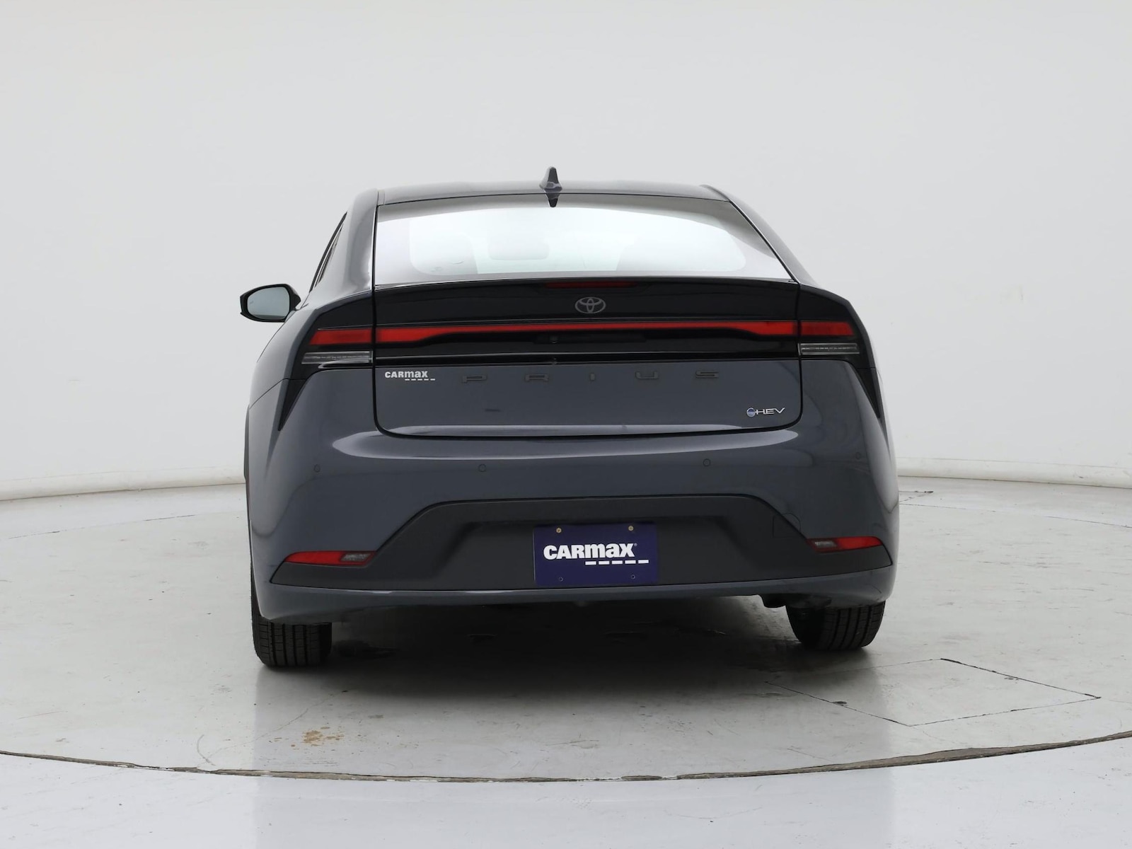 2025 Toyota Prius LE - Photo 7
