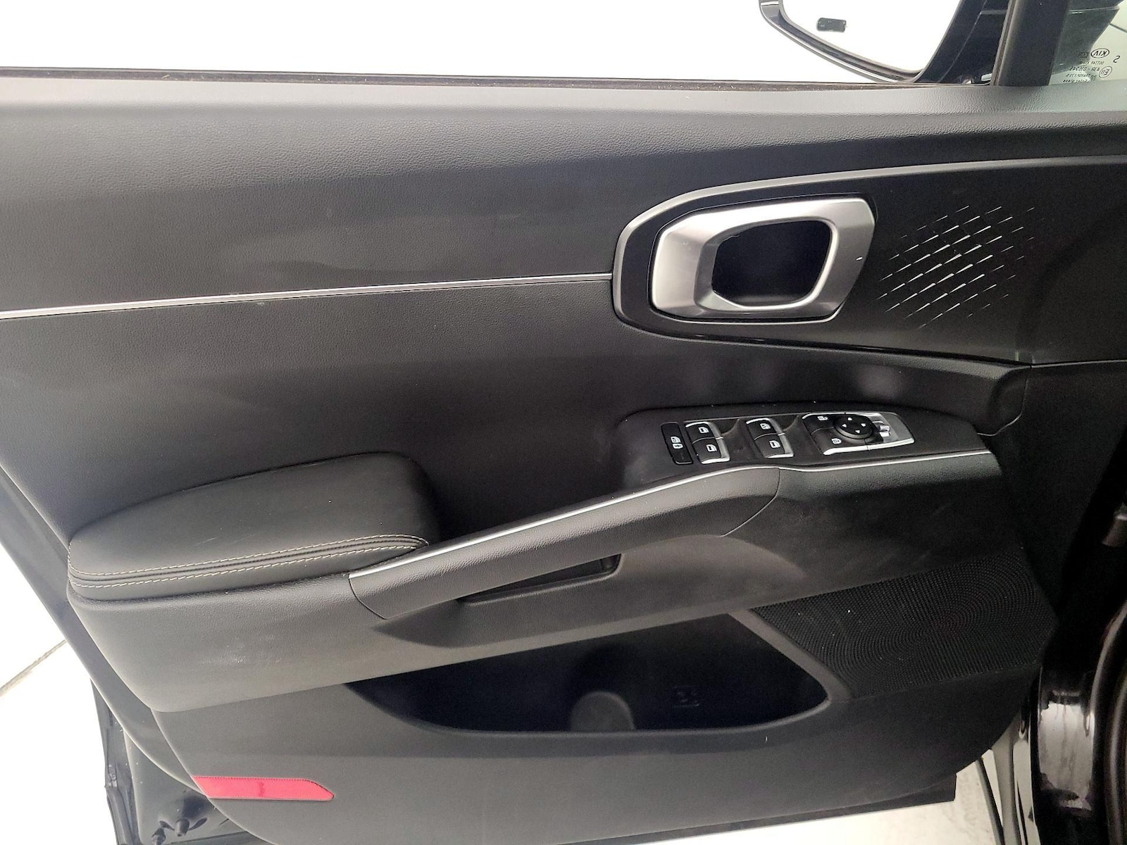 2021 Kia Sorento S - Photo 13