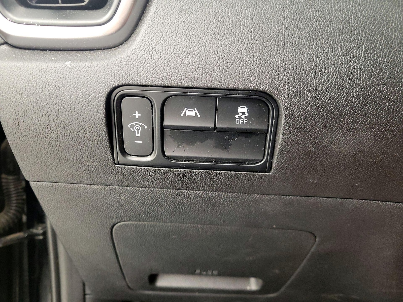 2021 Kia Sorento S - Photo 14