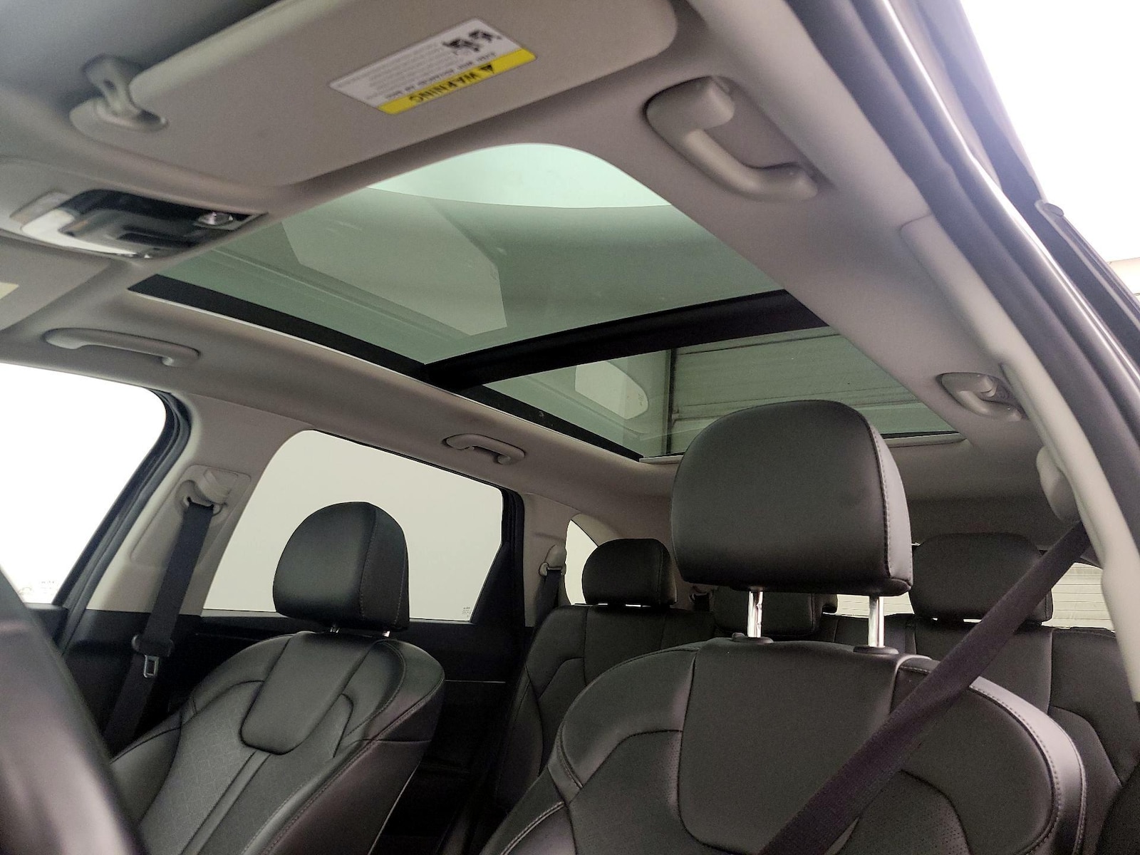 2021 Kia Sorento S - Photo 20