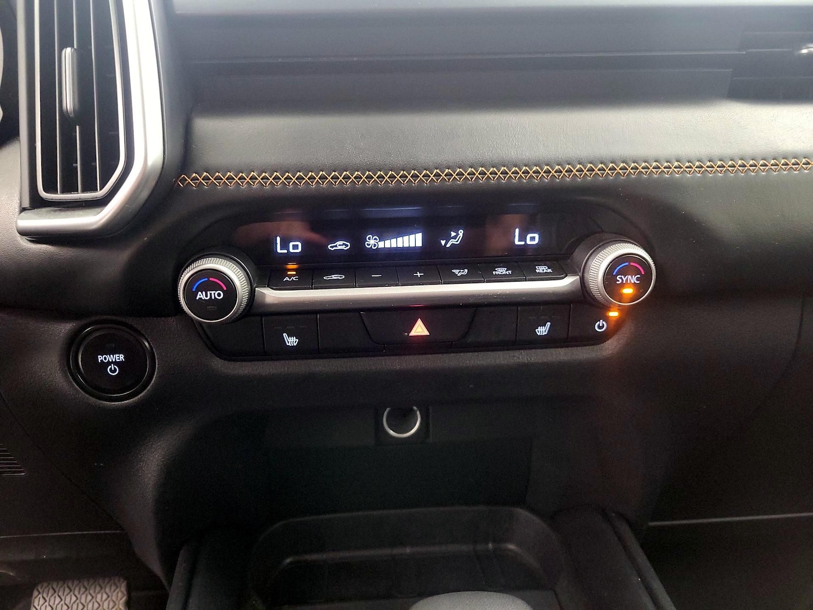 2025 Mazda CX-50 Premium - Photo 17