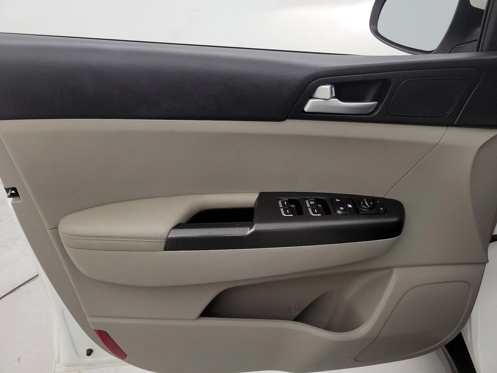 2022 Kia Sportage LX - Photo 13