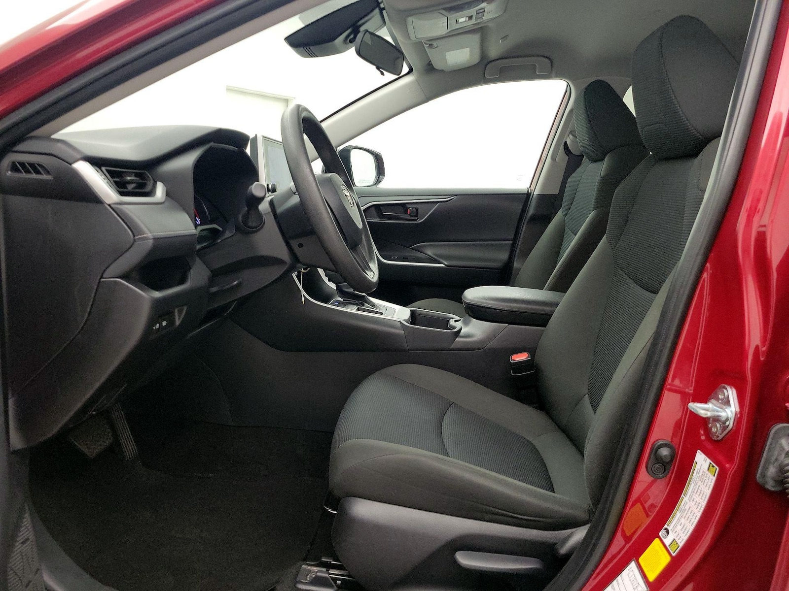 2025 Toyota RAV4 LE - Photo 12