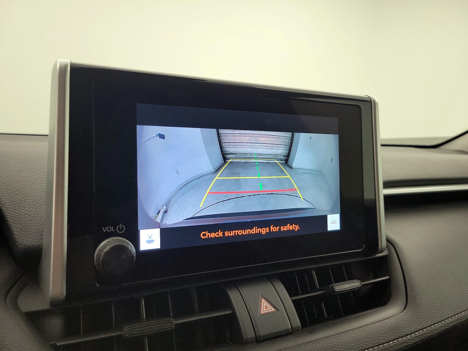 2025 Toyota RAV4 LE - Photo 15