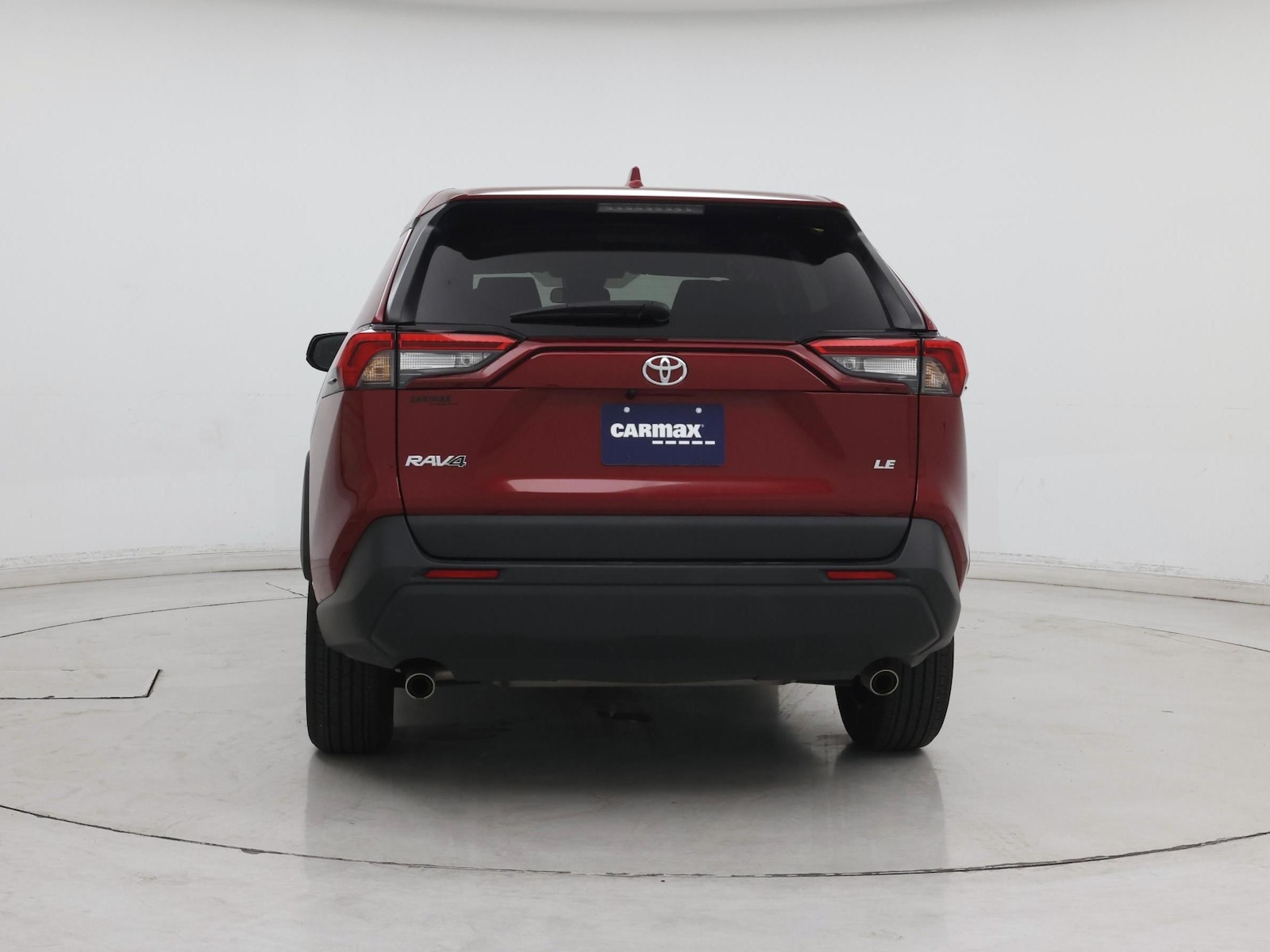 2025 Toyota RAV4 LE - Photo 7