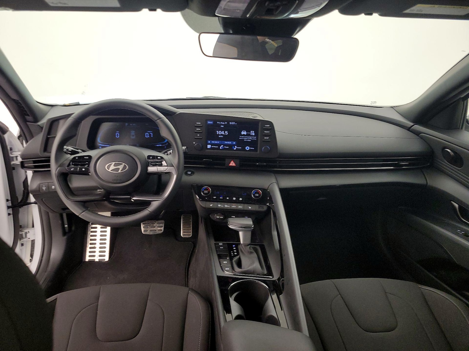2026 Hyundai Elantra SEL - Photo 10