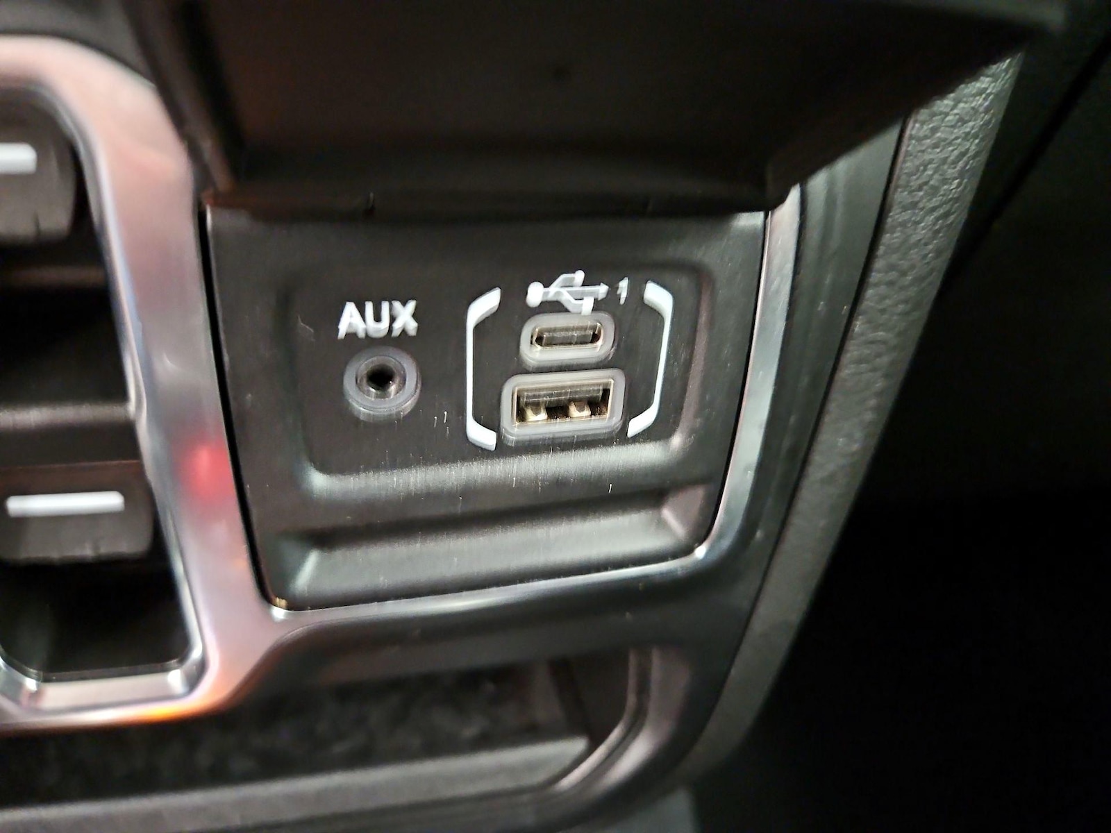 2023 Jeep Wrangler 4xe Sahara 4XE - Photo 20