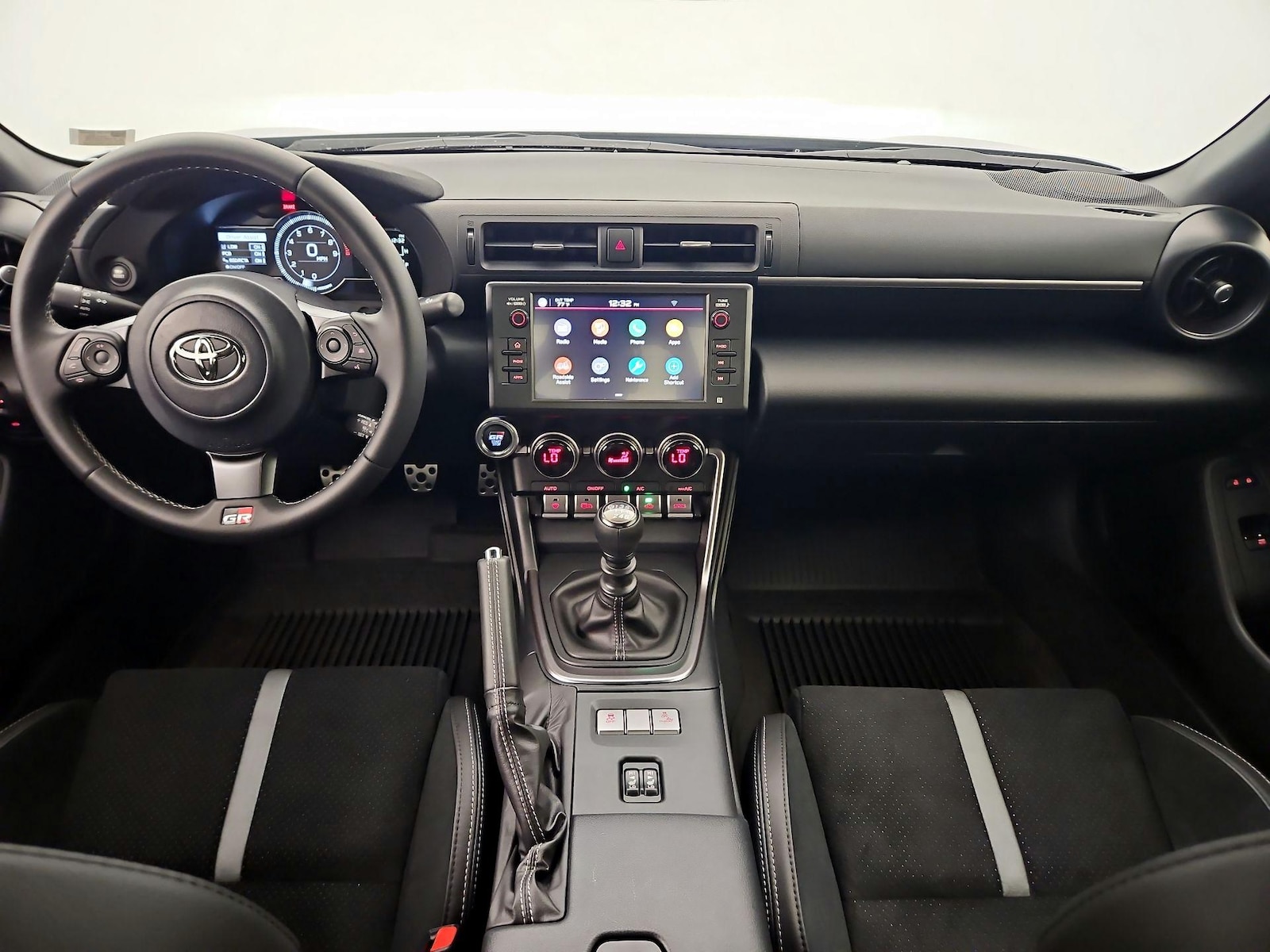 Apple CarPlay® & Android Auto™