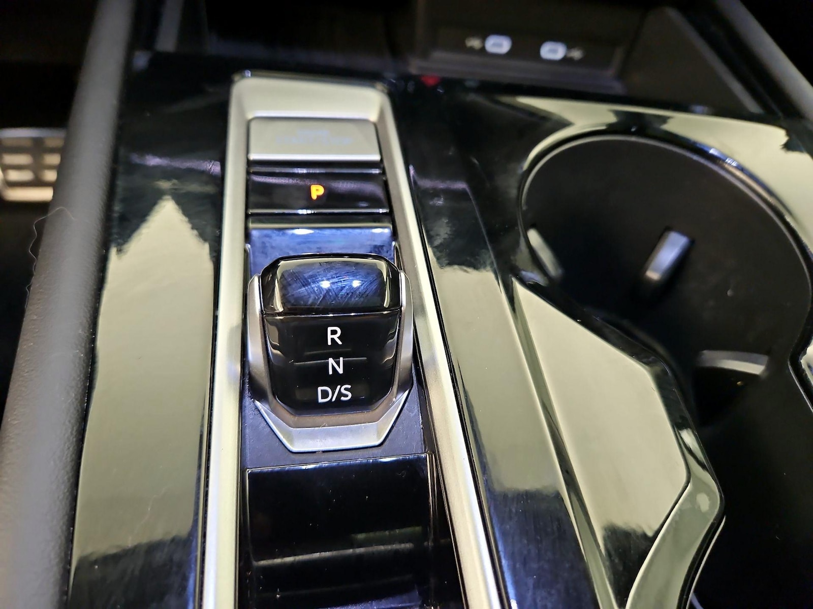 2025 Volkswagen Atlas Atlas Peak Edition - Photo 18