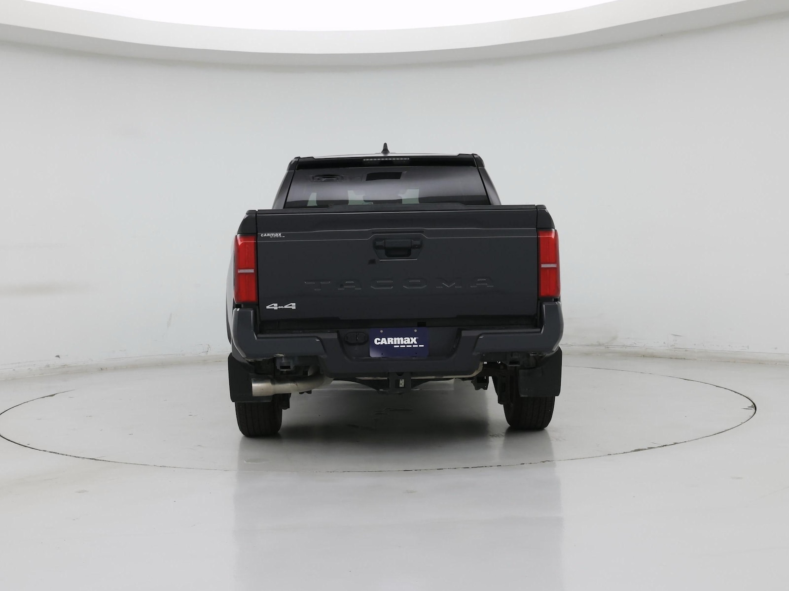 2025 Toyota Tacoma SR5 - Photo 7