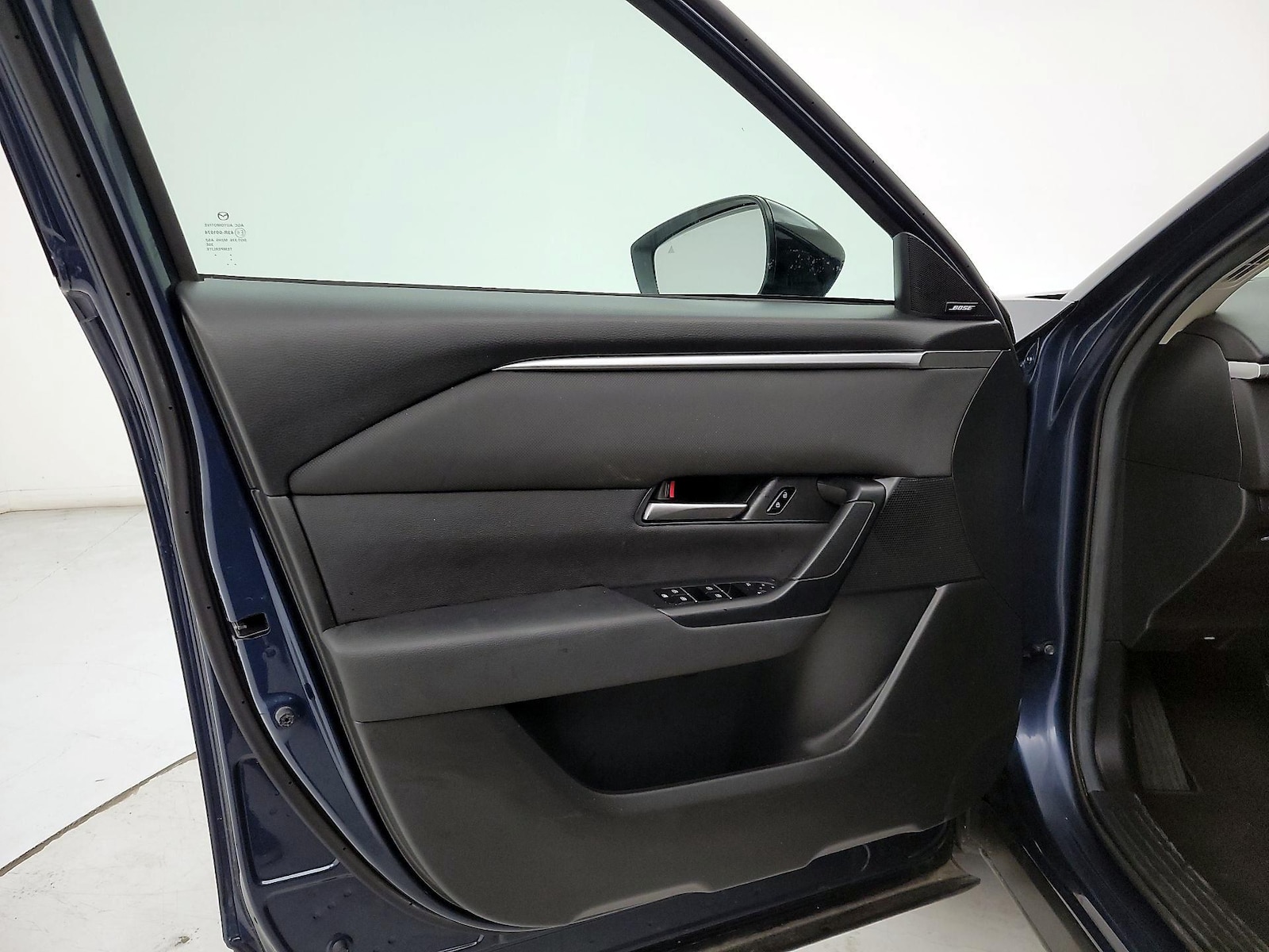 2025 Mazda CX-50 Premium - Photo 11