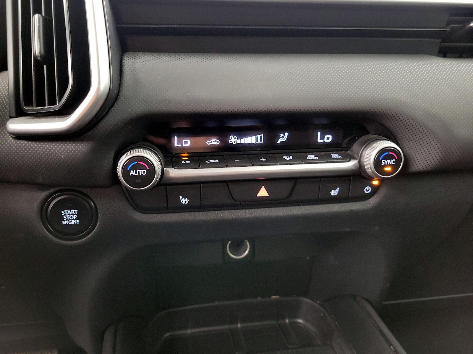 2025 Mazda CX-50 Premium - Photo 16