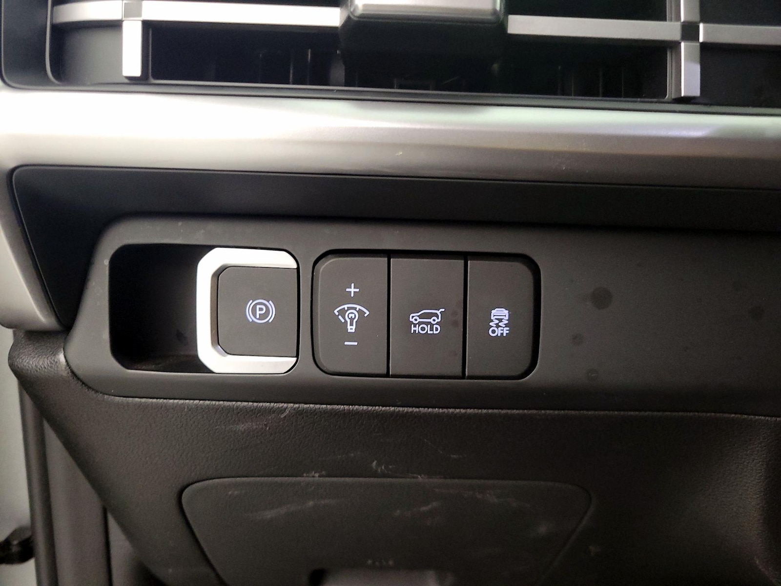 2025 Hyundai Santa Fe SEL - Photo 14