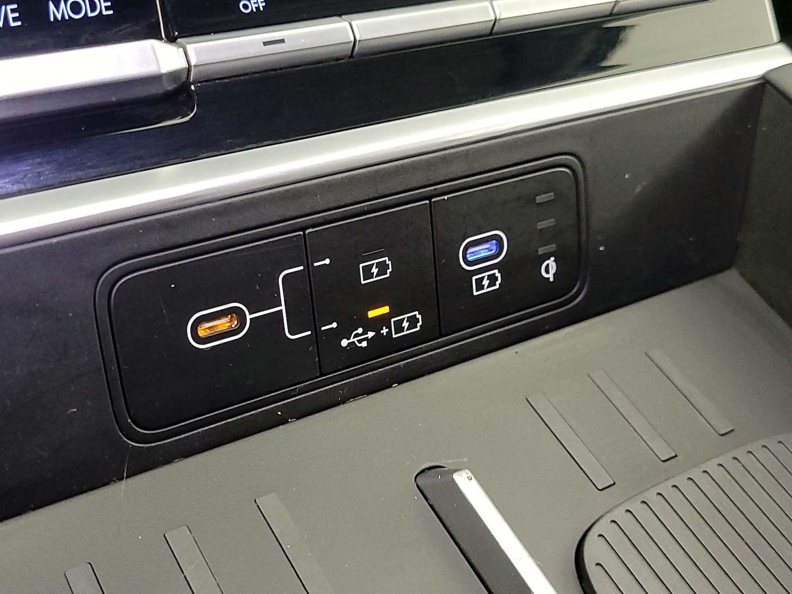 2025 Hyundai Santa Fe SEL - Photo 19
