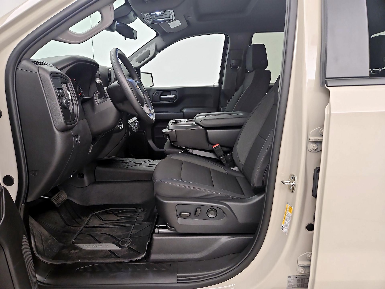 2026 Chevrolet Silverado 1500 Custom - Photo 12