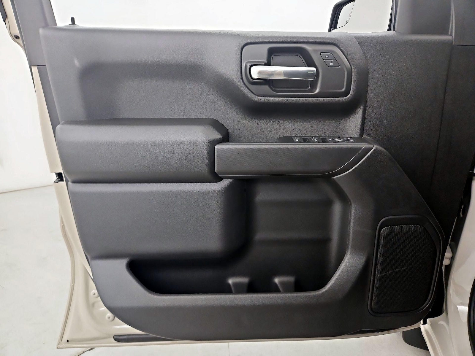 2026 Chevrolet Silverado 1500 Custom - Photo 13