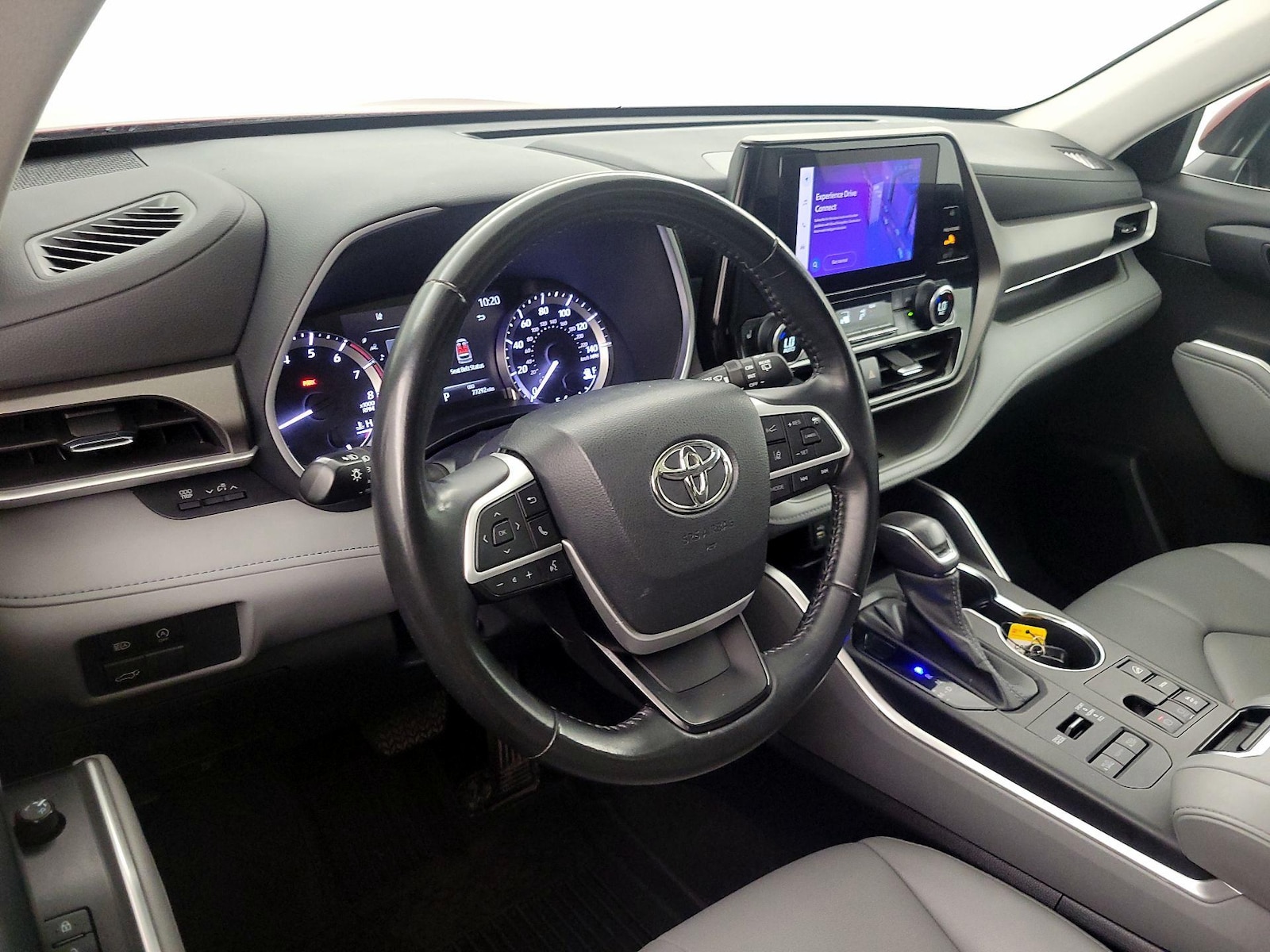 2023 Toyota Highlander XLE - Photo 10