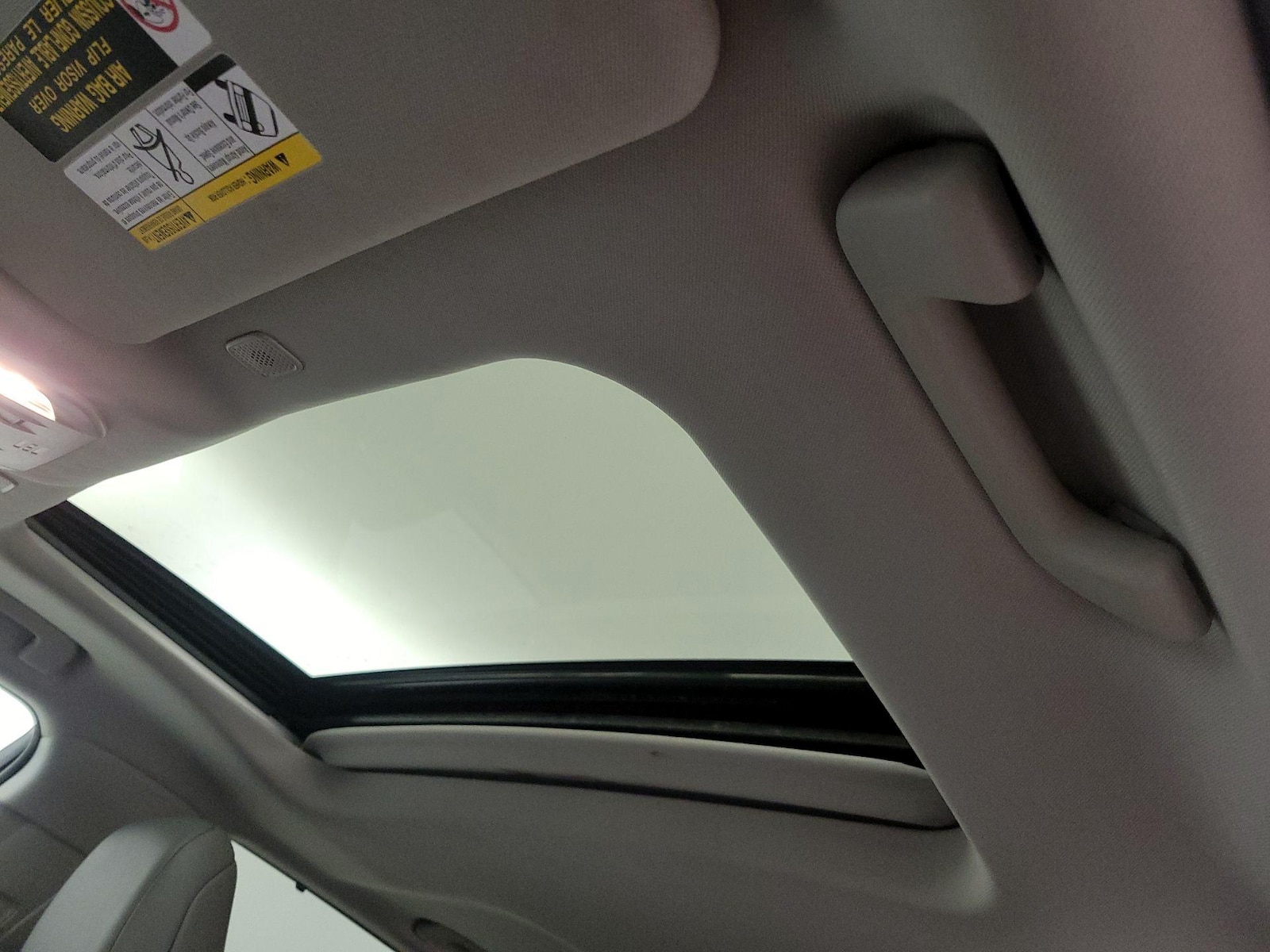 2023 Toyota Highlander XLE - Photo 21