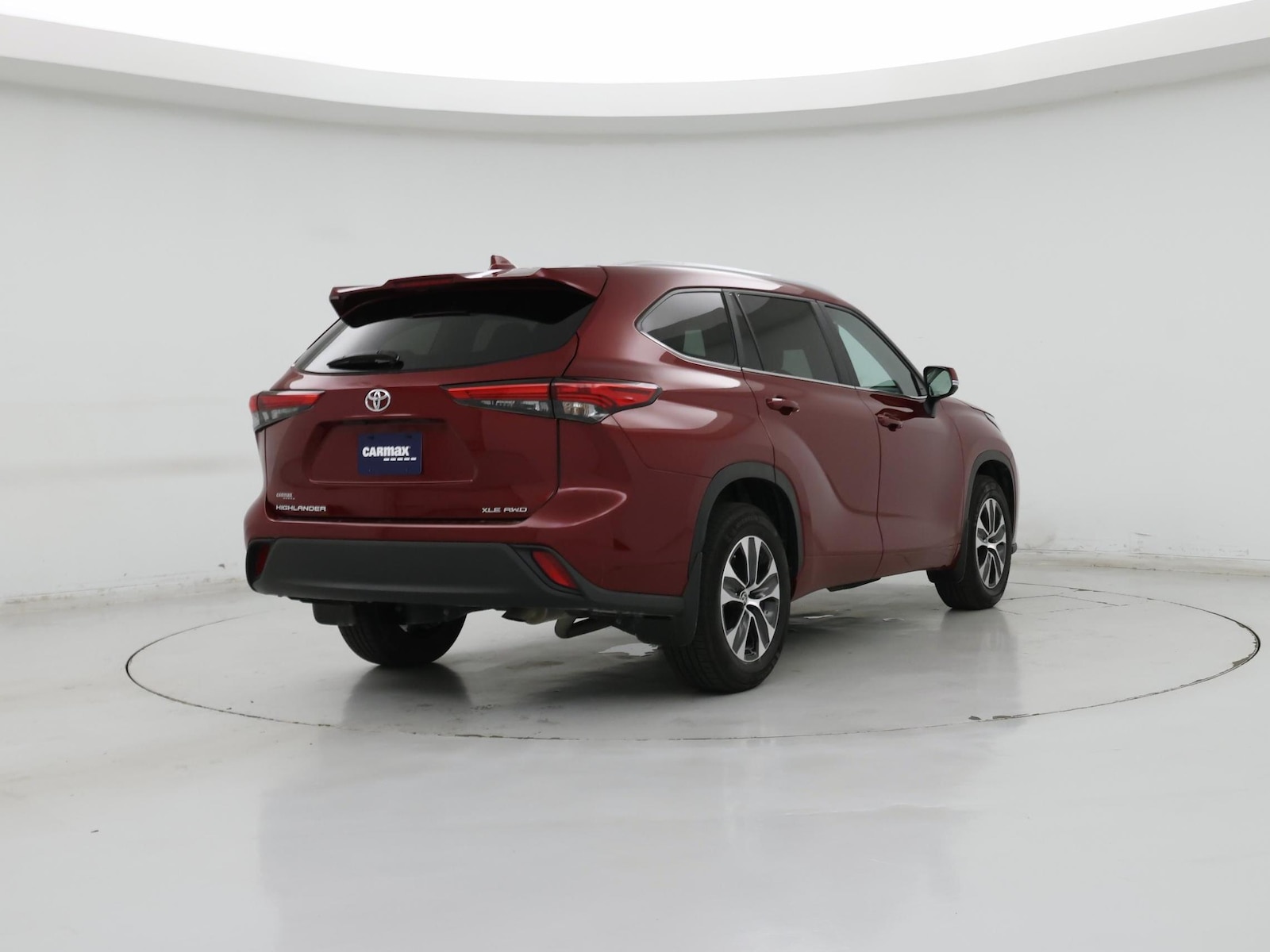 2023 Toyota Highlander XLE - Photo 9