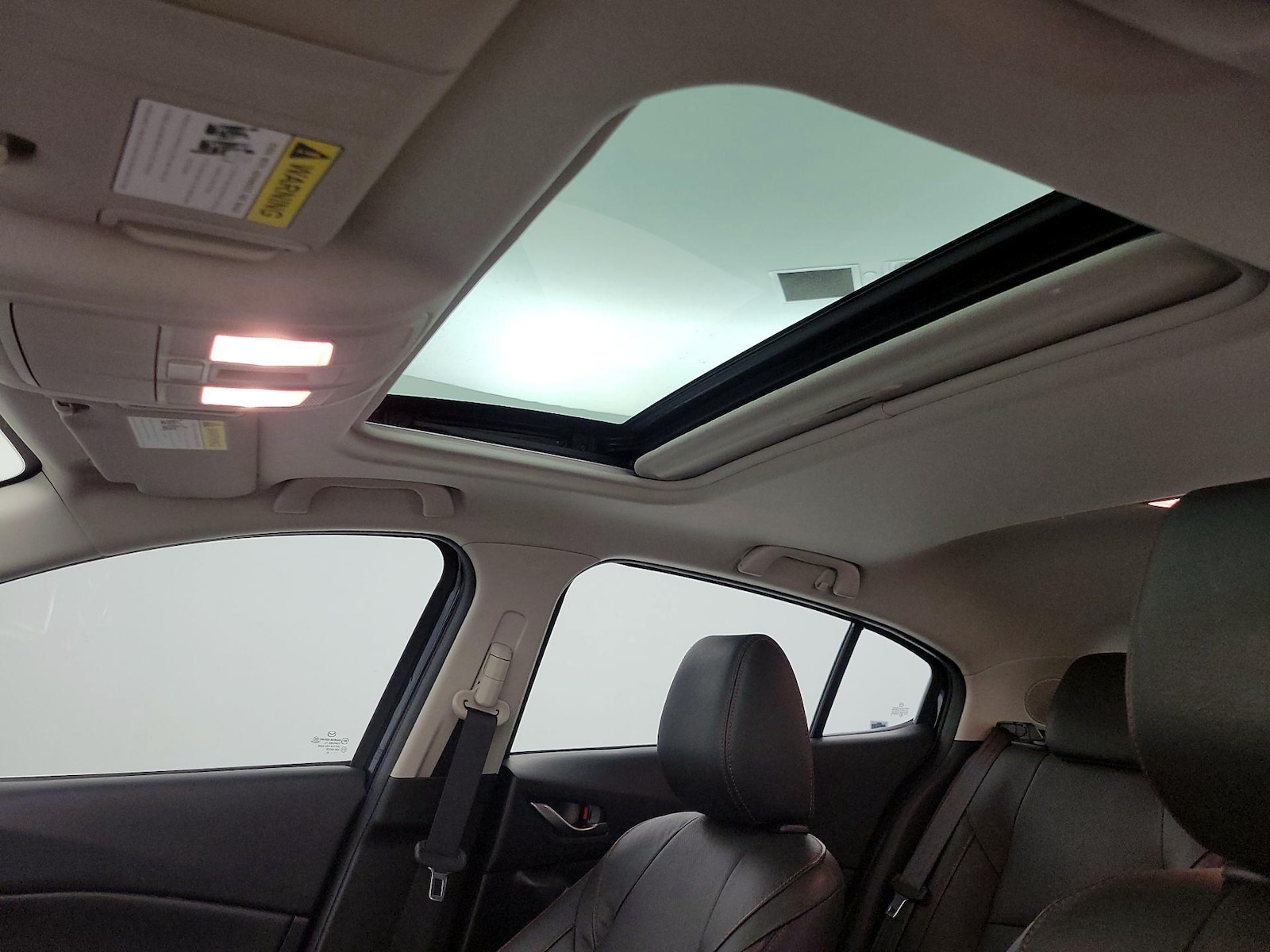 Sunroof(s) & Overhead Airbags