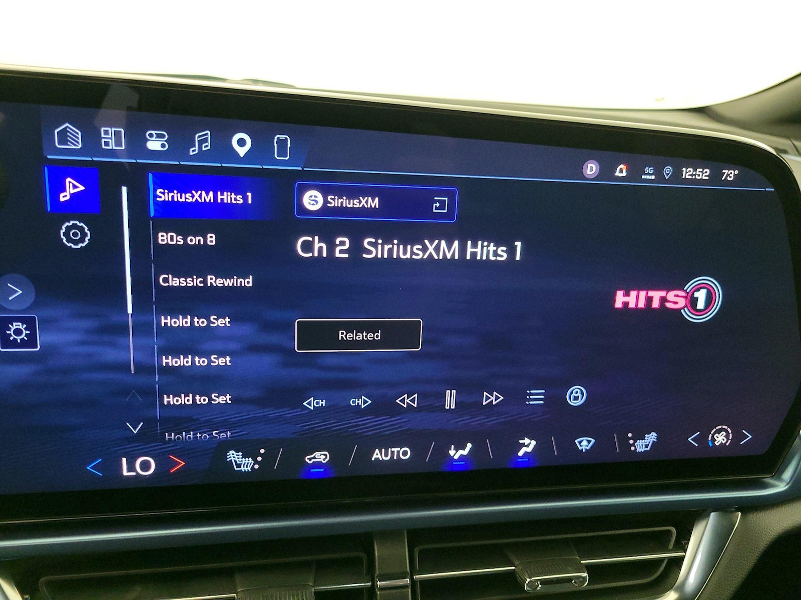 2025 Chevrolet Equinox EV LT - Photo 16