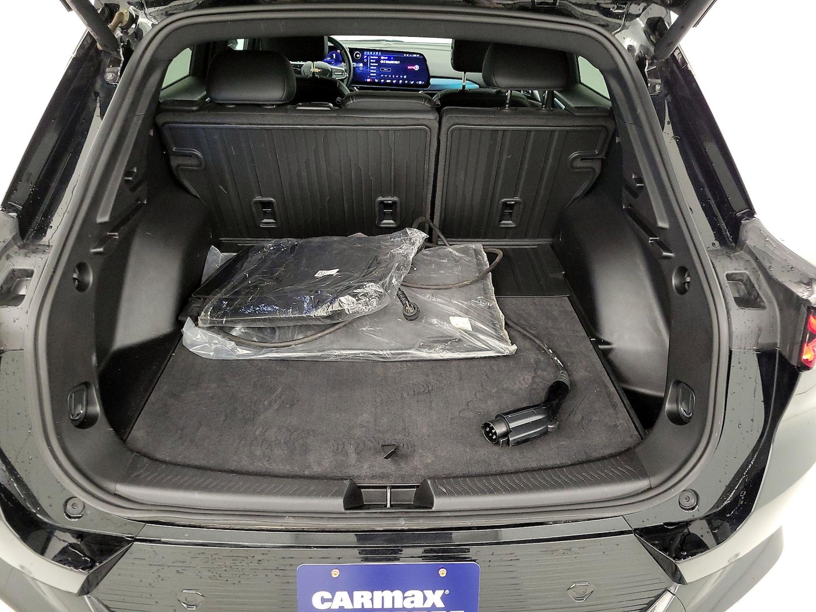 2025 Chevrolet Equinox EV LT - Photo 21