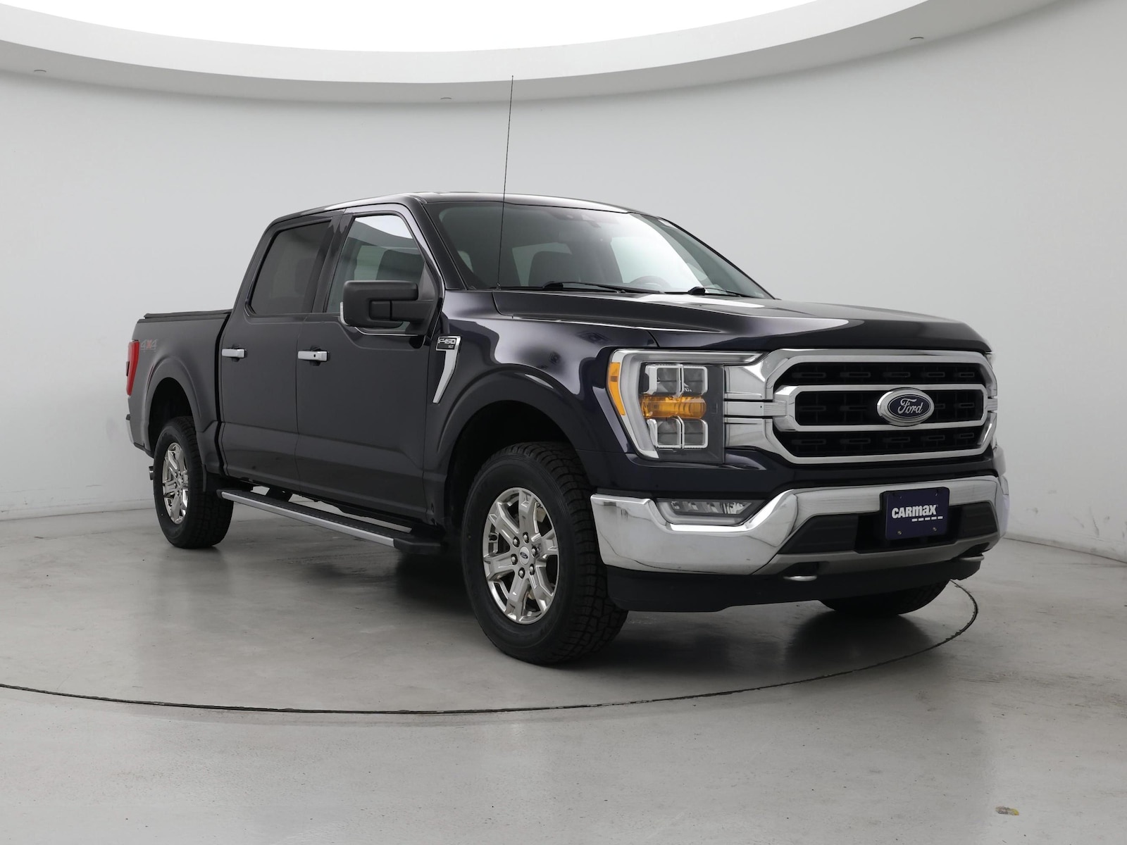 2021 Ford F-150 XLT - Photo 2