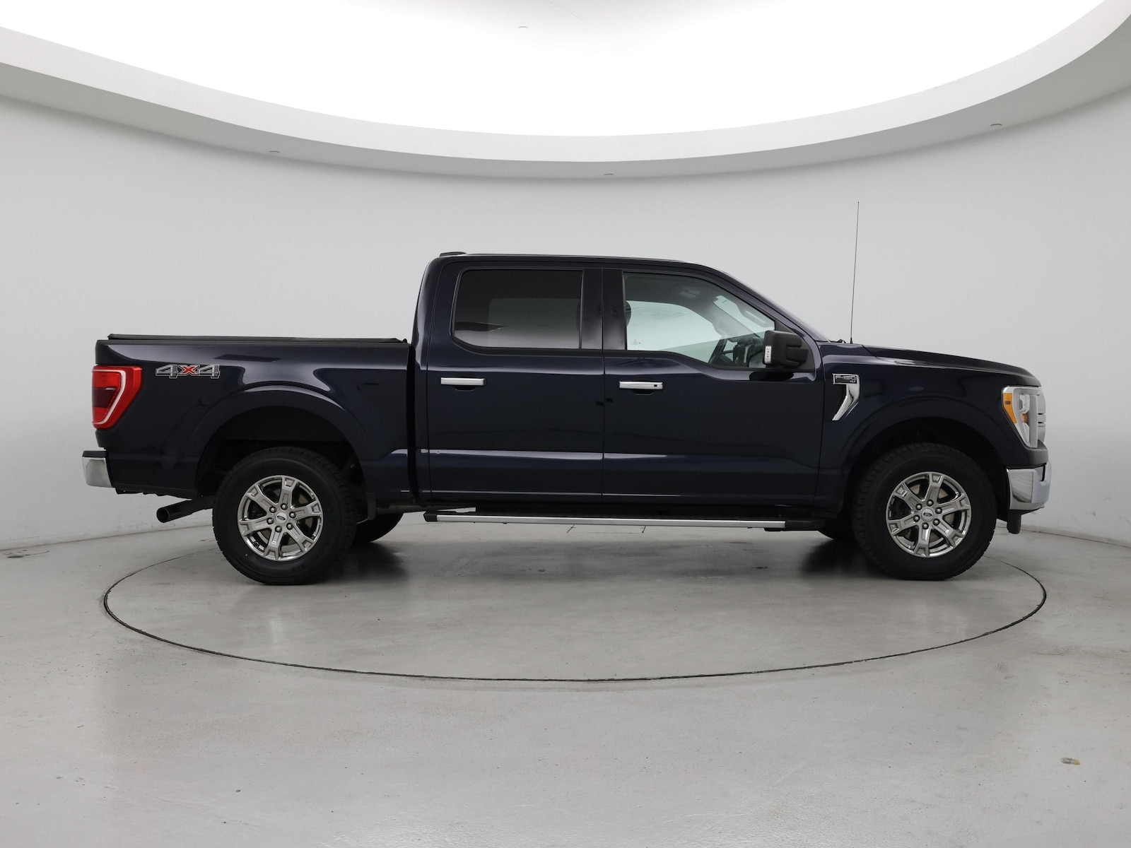 2021 Ford F-150 XLT - Photo 8