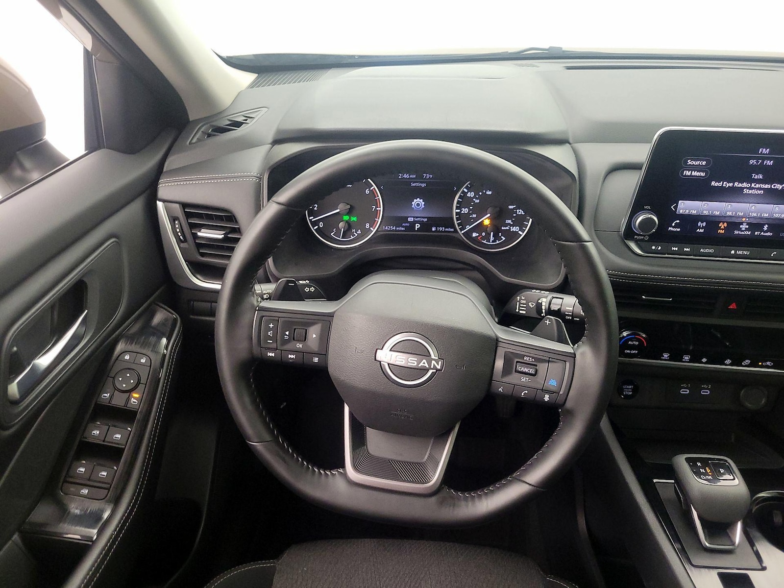 2025 Nissan Rogue SV - Photo 11