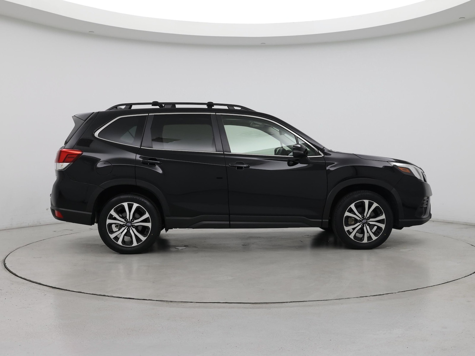 2024 Subaru Forester Limited - Photo 8