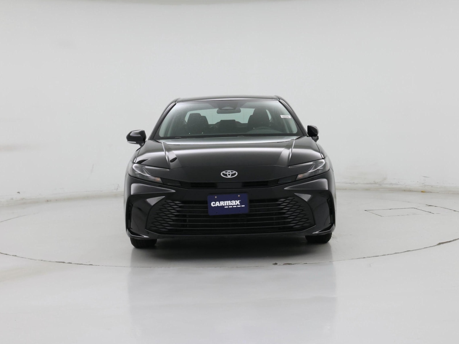 2025 Toyota Camry LE - Photo 6