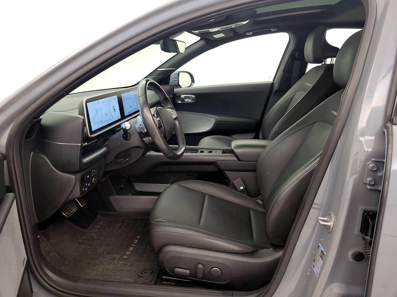 2023 Hyundai IONIQ 6 Limited - Photo 12