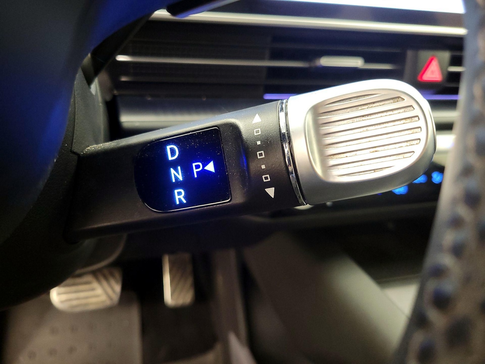 2023 Hyundai IONIQ 6 Limited - Photo 19