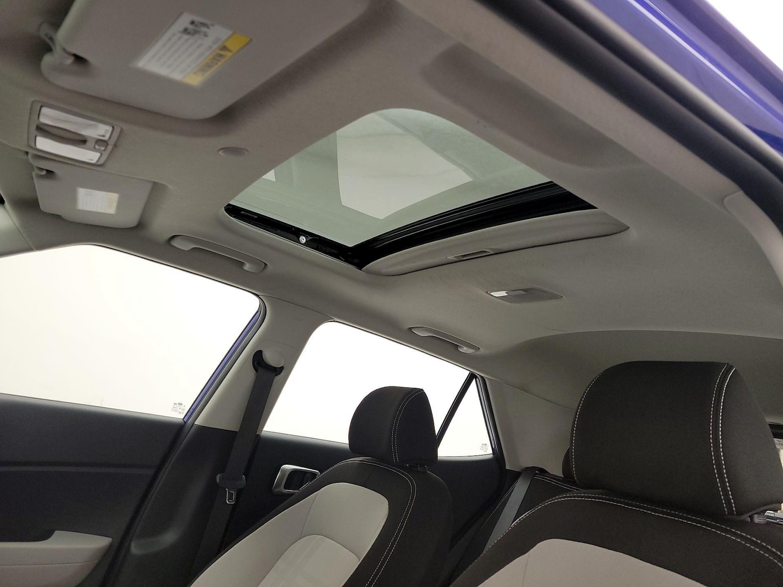 2025 Hyundai Venue SEL - Photo 20