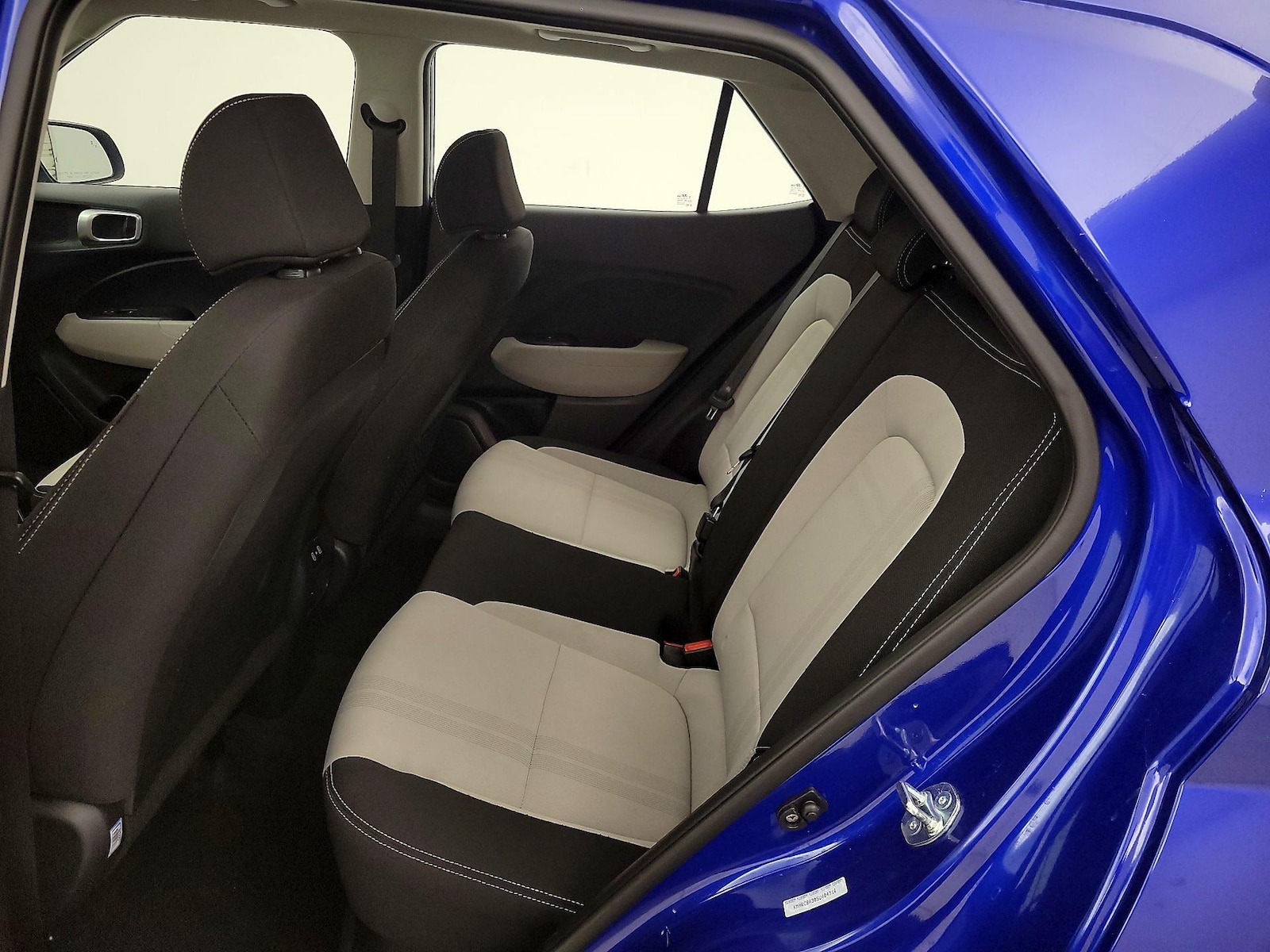 2025 Hyundai Venue SEL - Photo 21