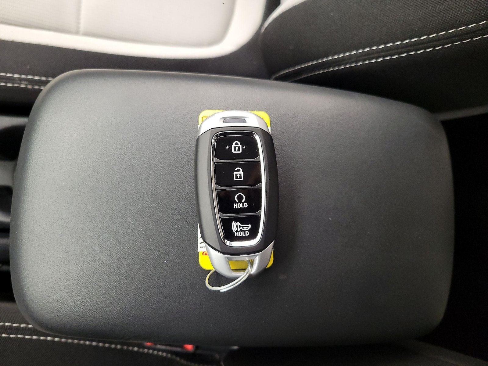 2025 Hyundai Venue SEL - Photo 24