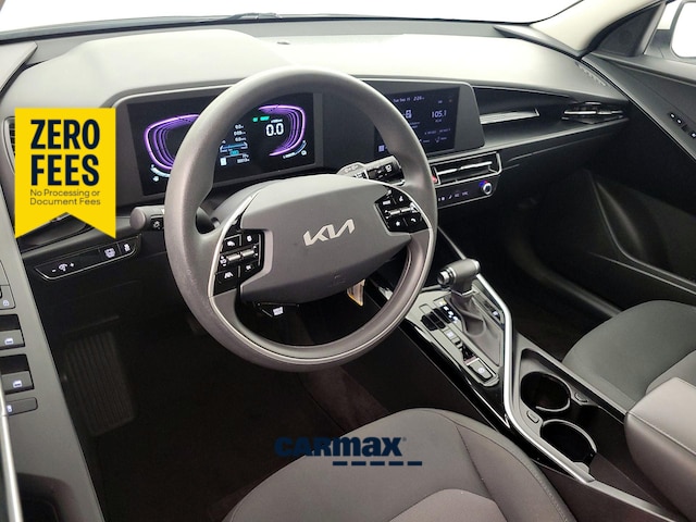 White 2025 Kia Niro SUV / Crossover Front-Wheel Drive Automatic