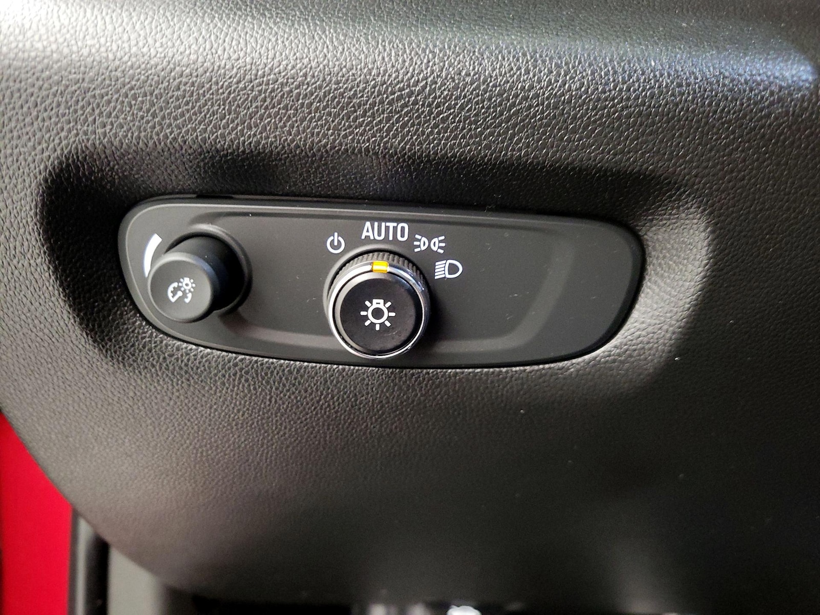 2023 Chevrolet Traverse 1LT - Photo 14