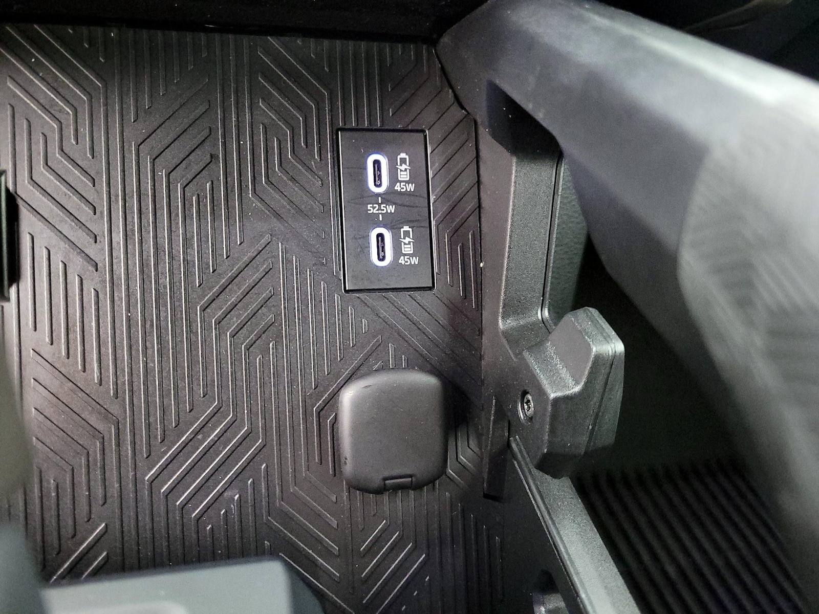 2026 Toyota Tacoma SR5 - Photo 19