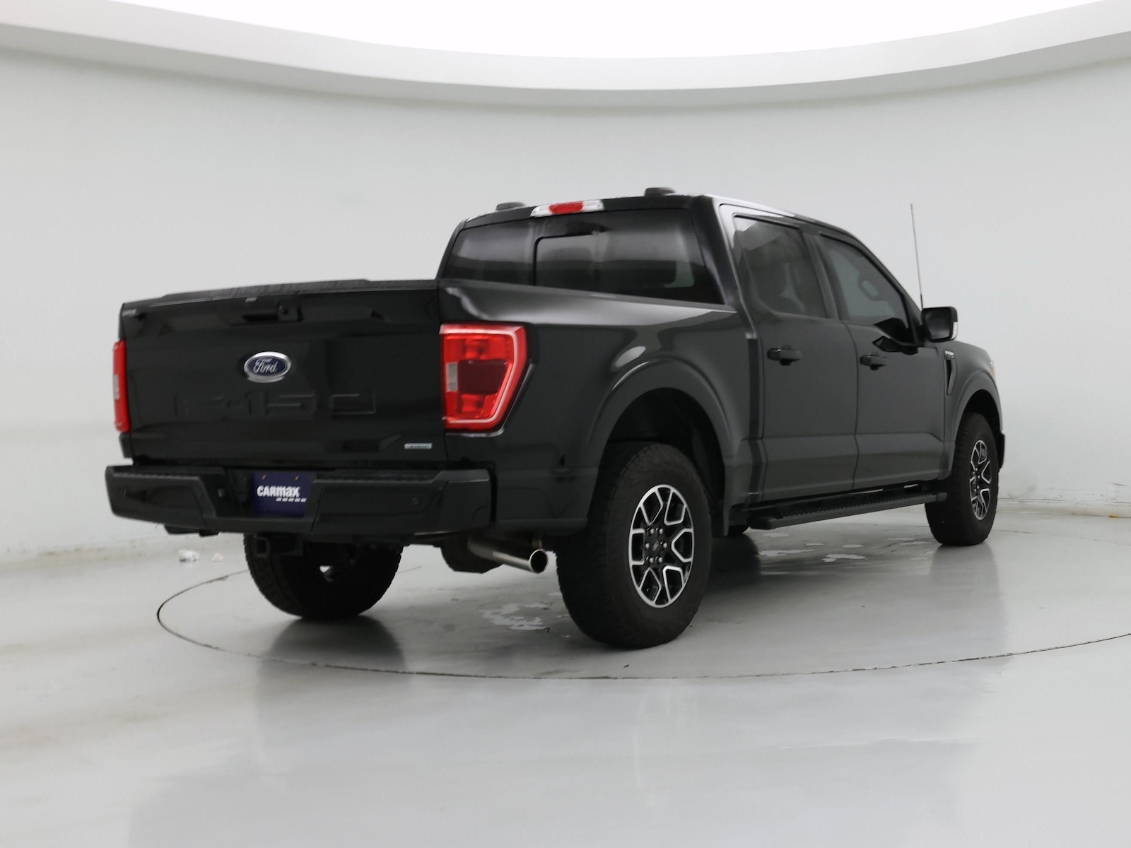2022 Ford F-150 XL - Photo 9