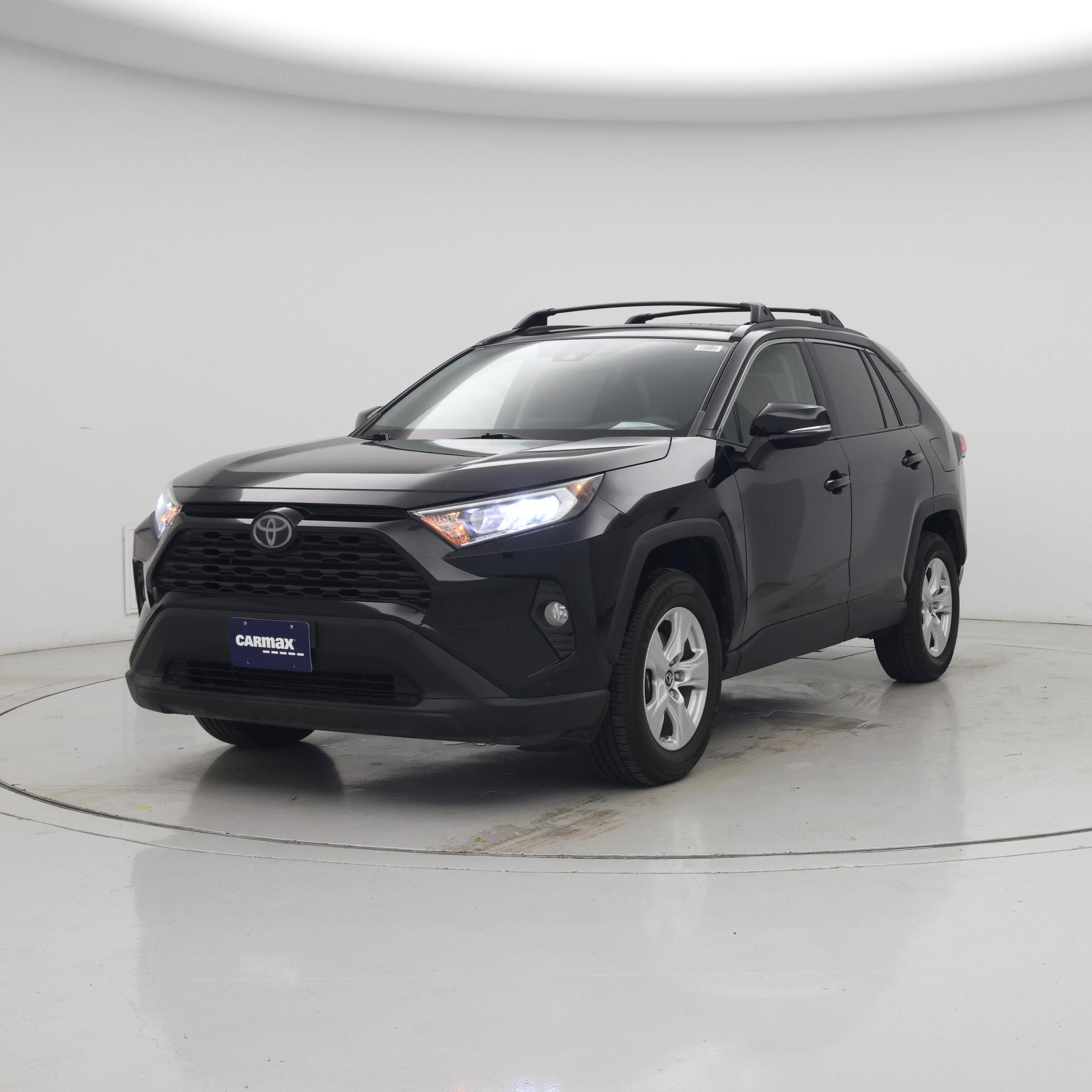 Thumbnail: 2019 Toyota RAV4 - 4