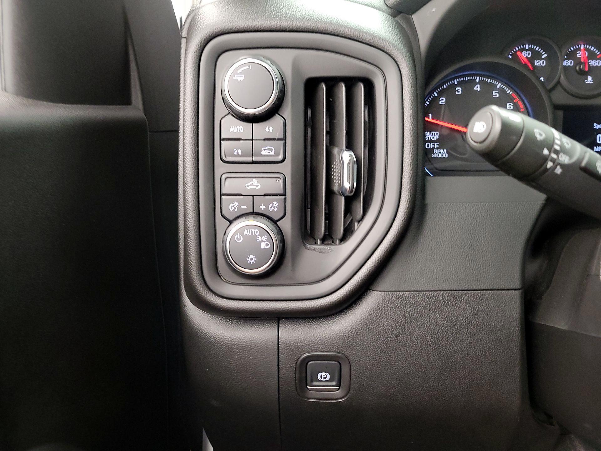 Thumbnail: 2025 Chevrolet Silverado 1500 - 13