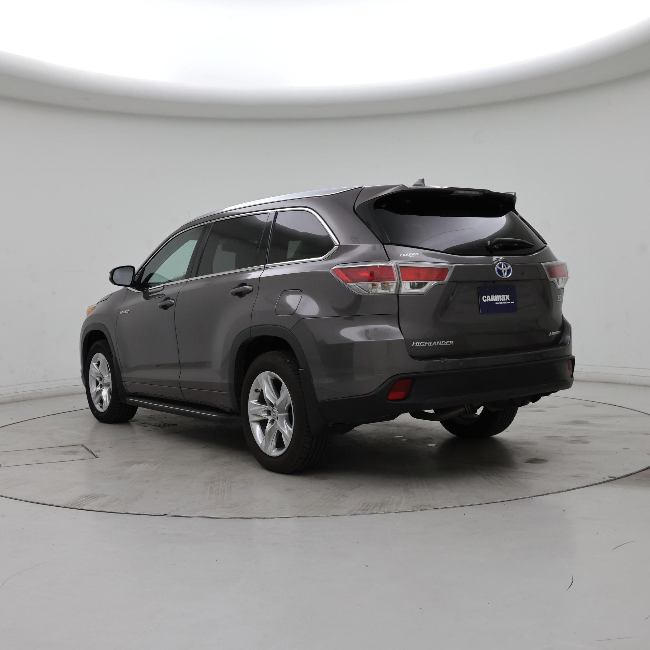 Thumbnail: 2015 Toyota Highlander - 2
